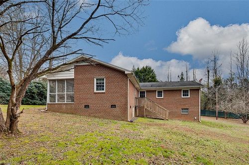 4202 Beaumont Dr, Sophia, NC, 27350-8014 | Card Image