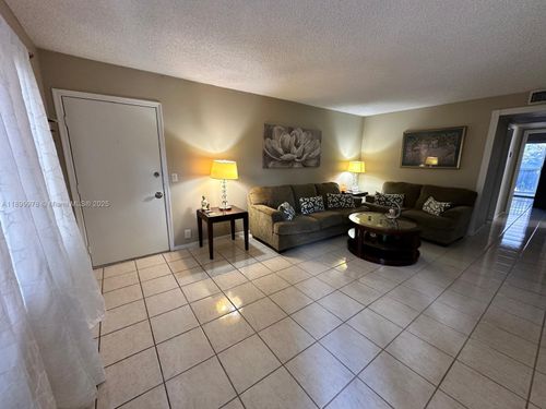 apt-314m-251 Sw 134th Way, Pembroke Pines, FL, 33027-1651 | Card Image