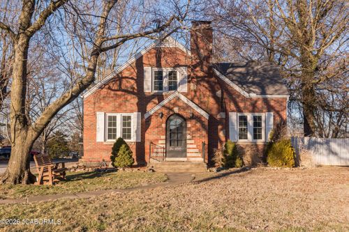 1213 E Main Street, Linn, MO, 65051 | Card Image