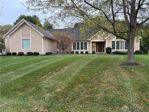 1016 Quiet Brook Trl, Washingtn Twp, OH, 45458-9406 | Card Image