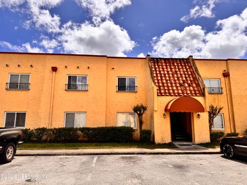 3-3916 Corrida Ct, JACKSONVILLE, FL, 32217-8837 | Card Image