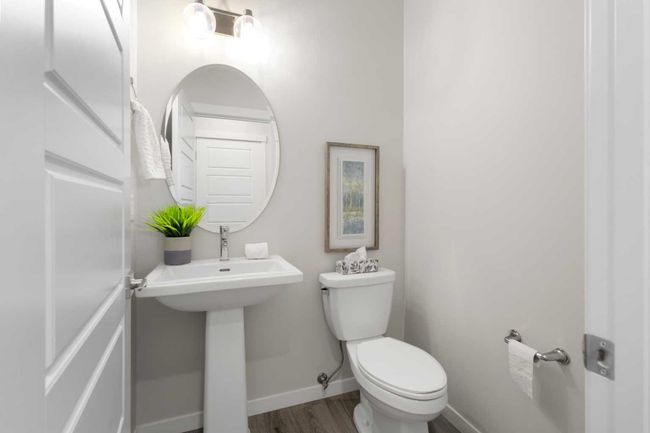 427 Lucas Blvd Nw, House other with 3 bedrooms, 3 bathrooms and 2 parking in Calgary AB | Image 13
