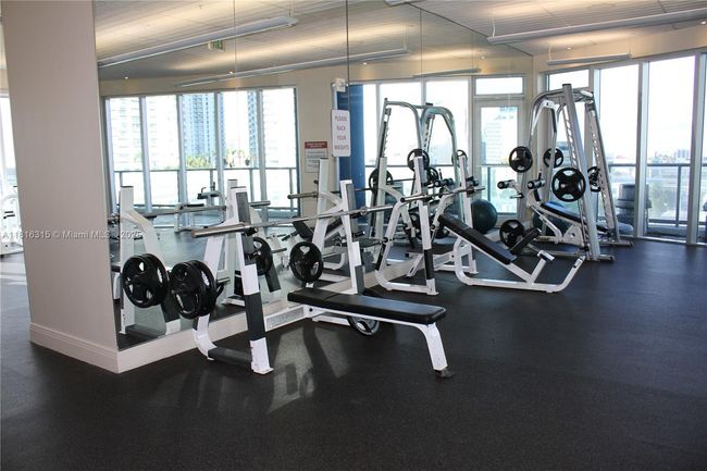 APT-3606 - 185 Sw 7 Th St, Condo with 0 bedrooms, 1 bathrooms and null parking in Miami FL | Image 20