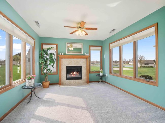 1224 E Edge Water Ct, House other with 3 bedrooms, 3 bathrooms and null parking in Decatur IN | Image 8