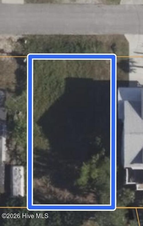 125 Dow Ave, Kure Beach, NC, 28449 | Card Image