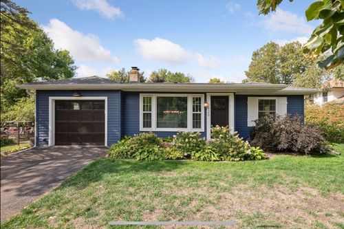 2926 Bay Street, Wayzata, MN, 55391 | Card Image