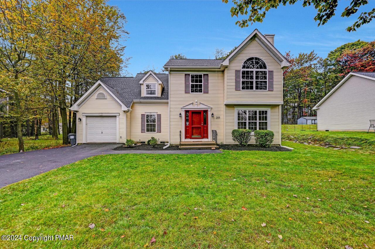Coach Rd, Tobyhanna, PA 18466