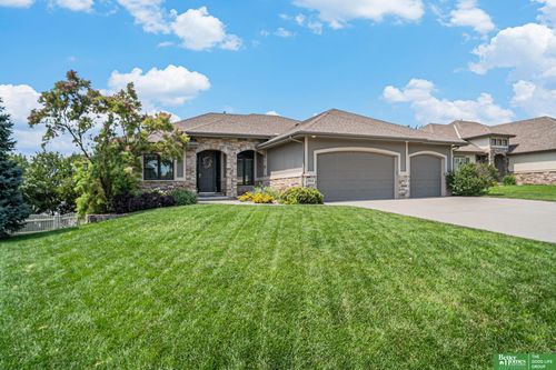 7510 S 103rd Ave, La Vista, NE, 68128-6722 | Card Image