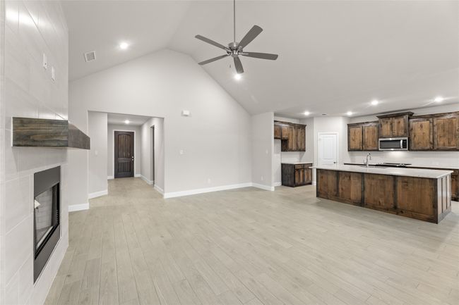 201 Read Ranch-Living Room-2 | Image 8