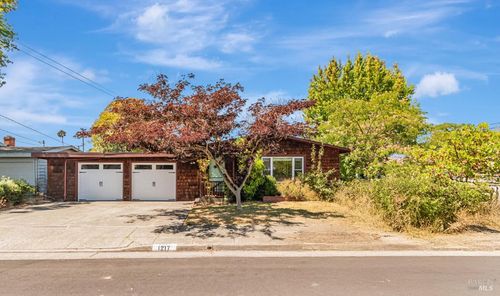 1217 Kathy Street, Santa Rosa, CA, 95405 | Card Image
