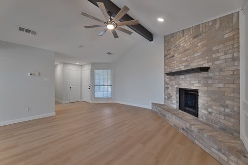 6816 Stillmeadows Cir S, North Richland Hills, TX, 76182-3310 | Card Image