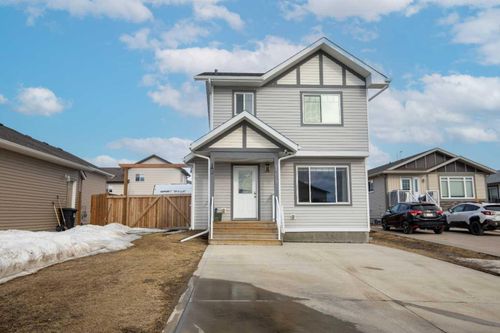 11213 98 St, Clairmont, AB, T8X5C2 | Card Image
