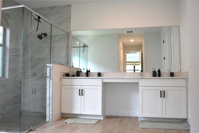 18420 Dayspring Pl, House other with 4 bedrooms, 4 bathrooms and null parking in VENICE FL | Image 10