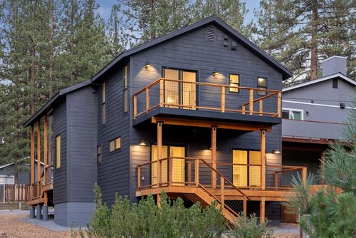1078 Reno Ave, South Lake Tahoe, CA, 96150-2915 | Card Image