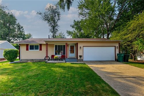 7846 Brookwood St Ne, Warren, OH, 44484-1543 | Card Image