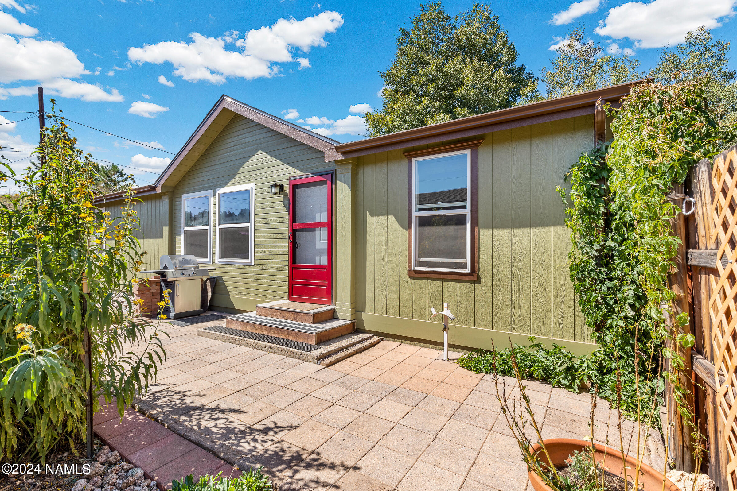Romney Ave, Flagstaff, AZ 86005