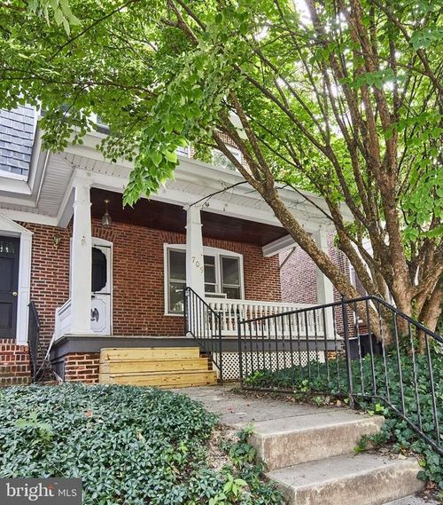 709 W 19th St, WILMINGTON, DE, 19802-3853 | Card Image