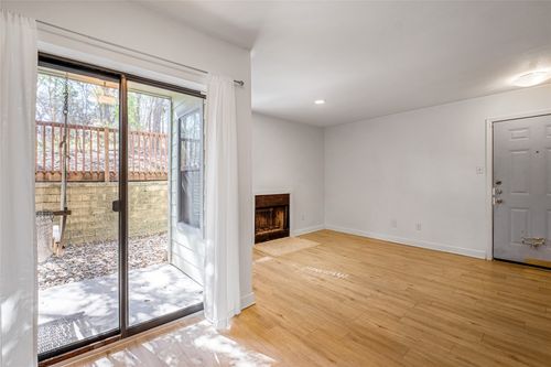 a116-4500 E Oltorf Street, Austin, TX, 78741 | Card Image
