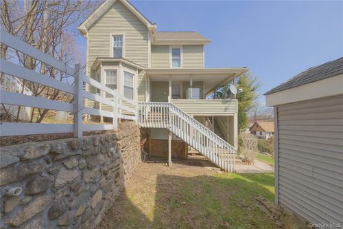 46 Wayne Ave, Suffern, NY, 10901-4641 | Card Image