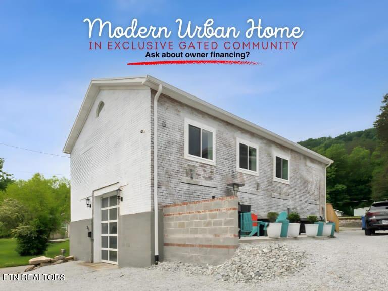 7th St, Rocky Top, TN 37769