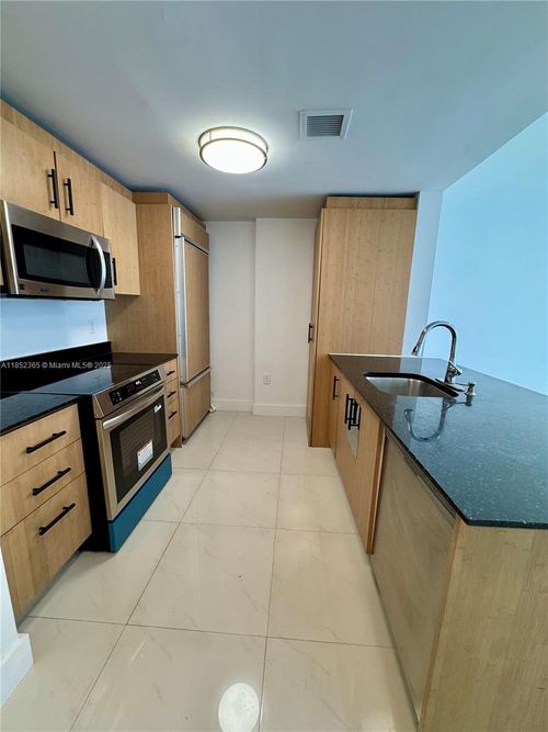 apt-316-10275 Collins Ave, Bal Harbour, FL, 33154-1450 | Card Image