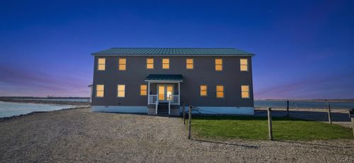 8916 Miller Ave, Unionville, MI, 48767-9768 | Card Image