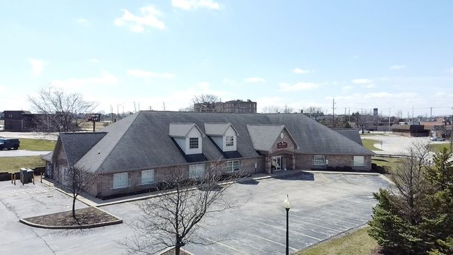 UNIT-400 - 1640 Willow Circle Dr, Home with 0 bedrooms, 0 bathrooms and null parking in Crest Hill IL | Image 8