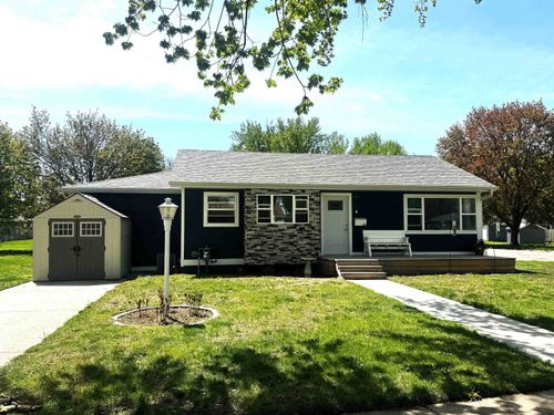 520 W 11th St, Spencer, IA, 51301-3328 | Card Image