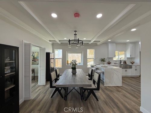 401 W Avenue 37, LOS ANGELES, CA, 90065-2503 | Card Image