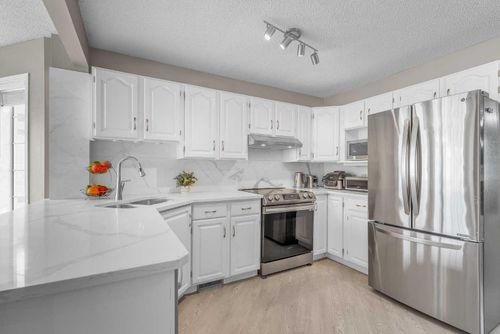 311 Citadel Terr Nw, Calgary, AB, T3G3X3 | Card Image