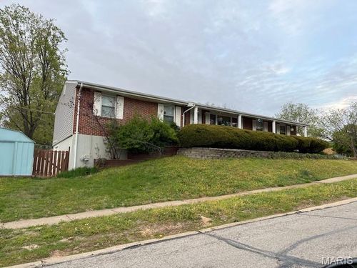 180 Chinon Dr, Saint Louis, MO, 63129-3455 | Card Image