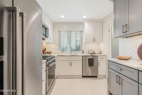 2-31556 Agoura Rd, Westlake Village, CA, 91361-4408 | Card Image