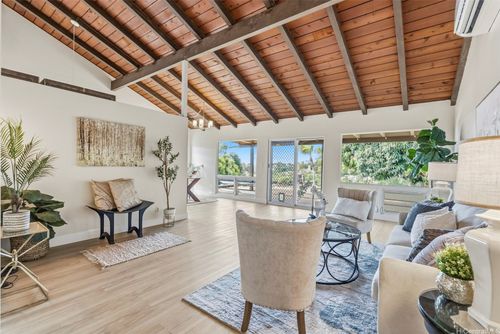 98-1646 Kiawe St, Aiea, HI, 96701-1737 | Card Image