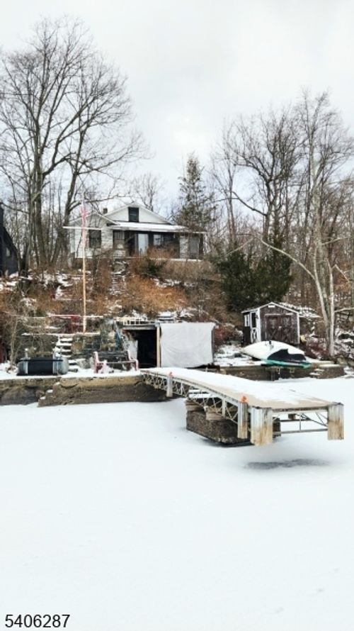 213 Squaw Trl, Andover, NJ, 07821 | Card Image