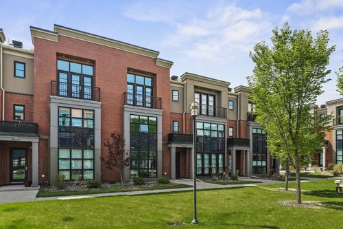 713 Aspen Meadows Hill Sw, Calgary, AB, T3H0G4 | Card Image