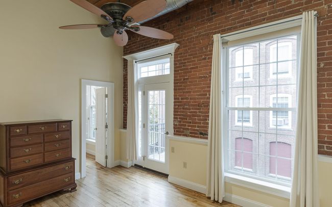 APT-10 - 8 Main St, Condo with 2 bedrooms, 2 bathrooms and null parking in Jaffrey NH | Image 6