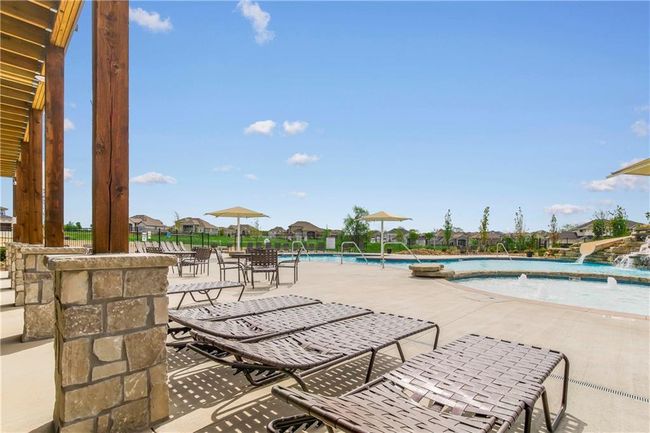 2307 W 176 Th Ter, House other with 4 bedrooms, 4 bathrooms and null parking in Overland Park KS | Image 69