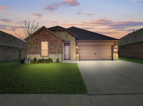 10908 Summer Rain Blvd, Aubrey, TX, 76227-1139 | Card Image