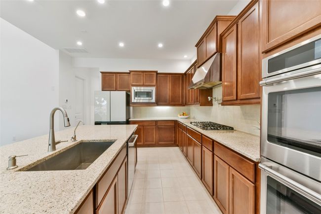 351 Pigeon River Rd, House other with 5 bedrooms, 5 bathrooms and 4 parking in Kyle TX | Image 10