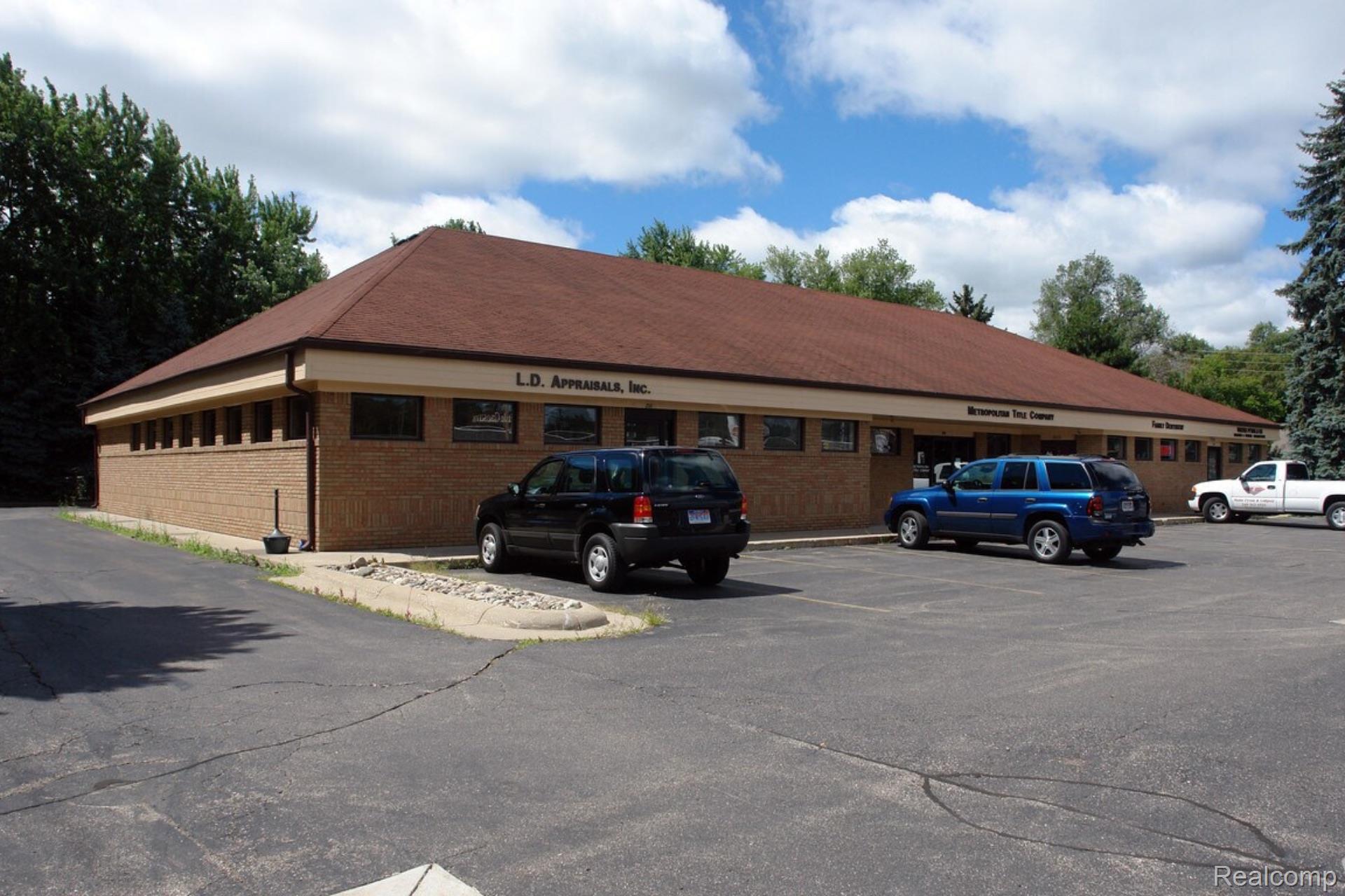 Commercial Sale in West Bloomfield Charter Township 3
