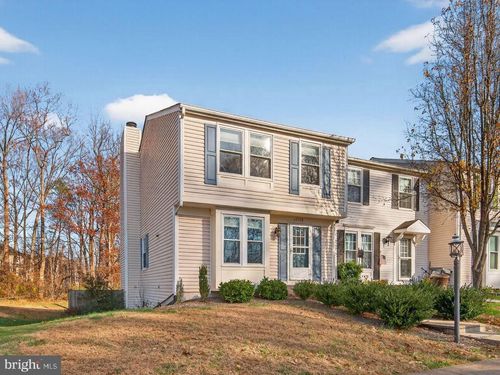 14598 Olde Kent Rd, CENTREVILLE, VA, 20120-2822 | Card Image