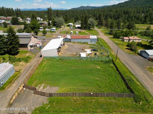 866 E St, Plummer, ID, 83851-6019 | Card Image