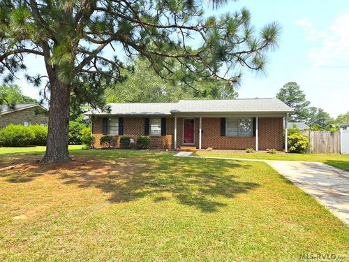 829 Allen Ave, Roanoke Rapids, NC, 27870-3023 | Card Image