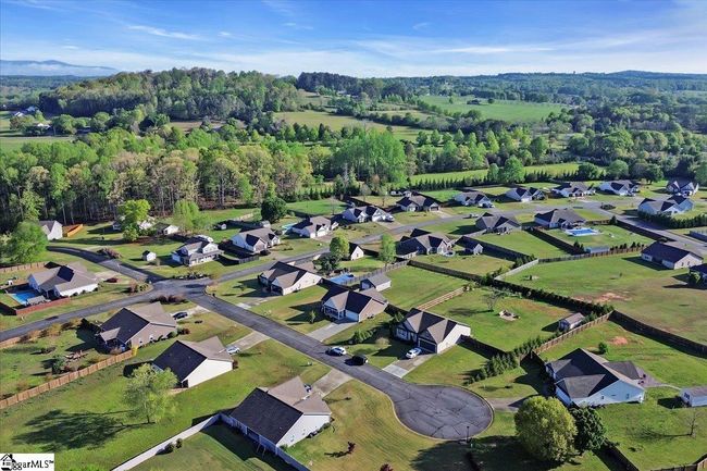 407 Braeburn Fields Ct, House other with 3 bedrooms, 2 bathrooms and 4 parking in Inman SC | Image 42