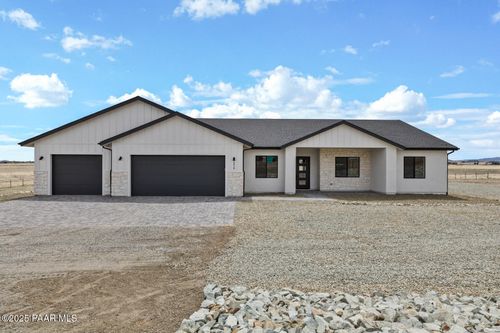 6829 E Sapphire Ln, Prescott Valley, AZ, 86312 | Card Image