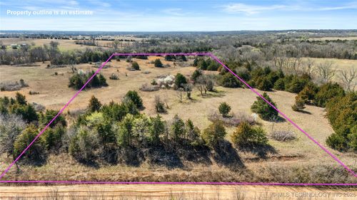 2 E 800 Rd, Cushing, OK, 74023 | Card Image