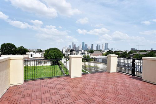 1100 Lakin St, Houston, TX, 77007-5919 | Card Image