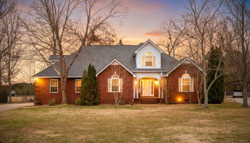 201 Oak Hollow Rd, Manchester, TN, 37355-2578 | Card Image