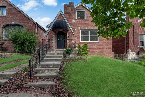4035 Fairview Ave, Saint Louis, MO, 63116-3711 | Card Image