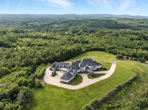 94 Foxberry Dr, New Boston, NH, 03070-4315 | Card Image